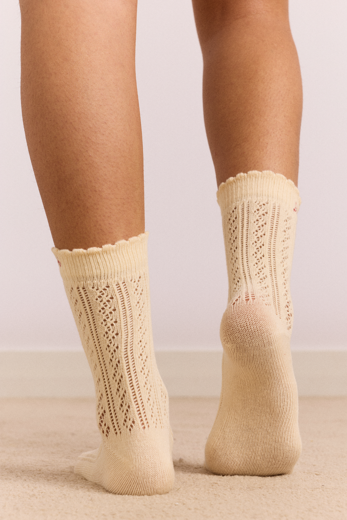 2 Pack Socks - Red & Cream Pointelle