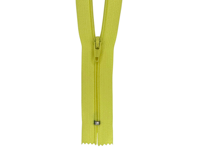 #3 Nylon Coil Closed-End Clearance Zippers (pack of 25)