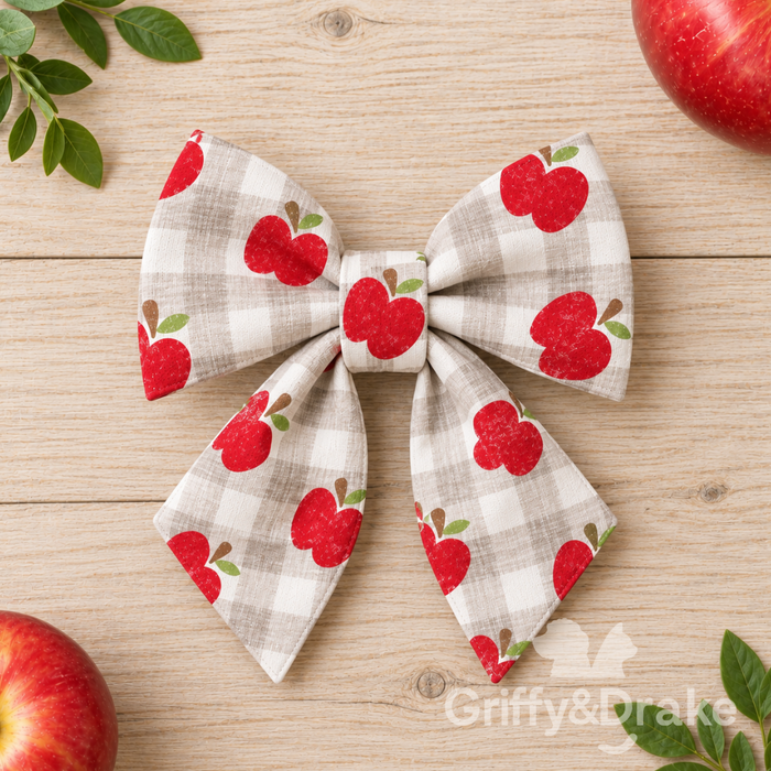 Apple of My Eye Sailor Bow