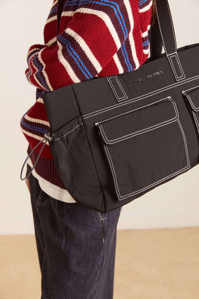 eliza techy tote bag - black