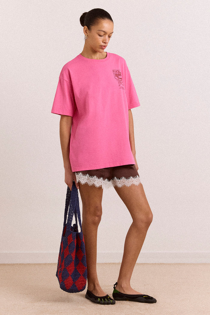 Gill Of Dreams Graphic Tee - Pink