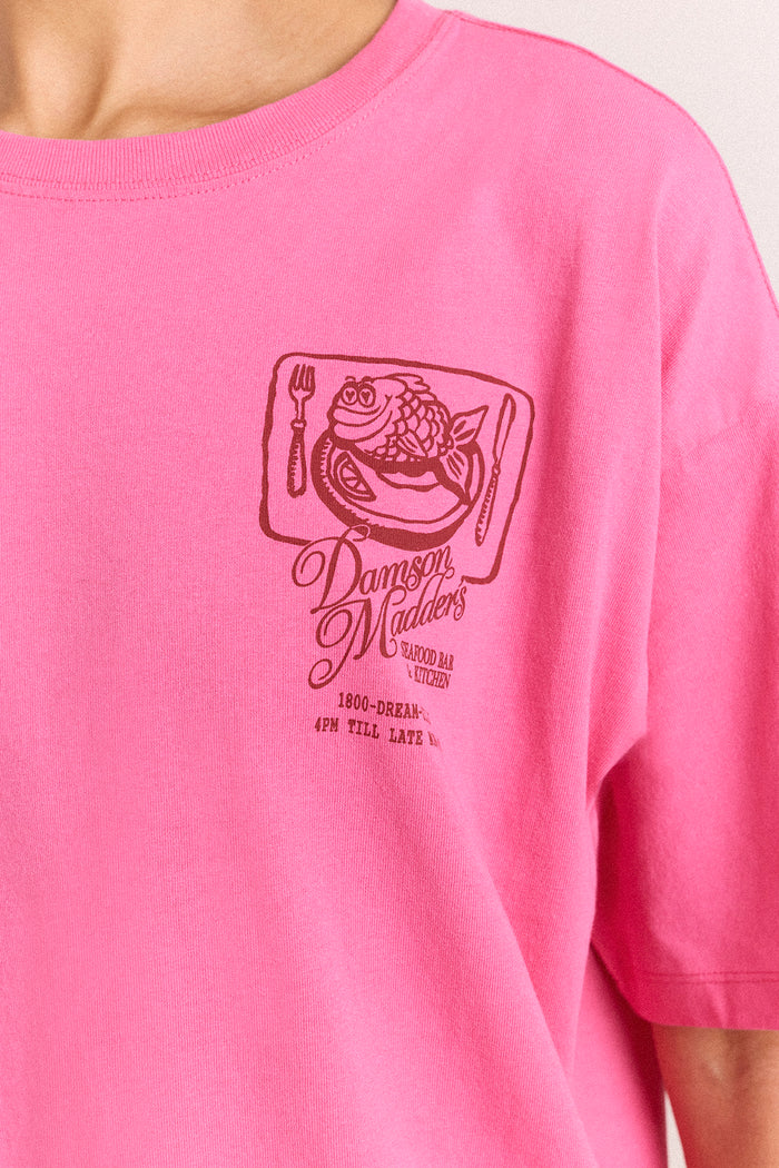 Gill Of Dreams Graphic Tee - Pink