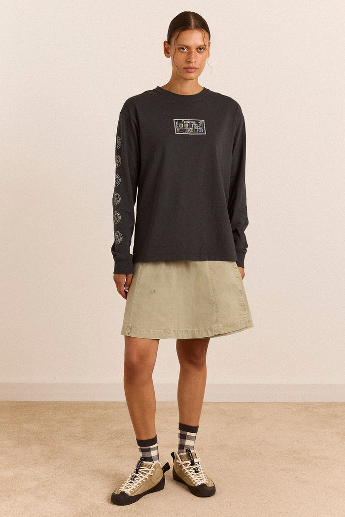 House Preserves Long Sleeve Graphic Tee - Charcoal