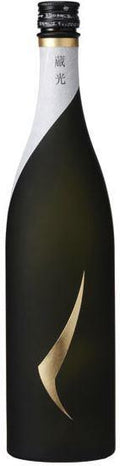 Kikusui Kuramitsu Junmai Daiginjo Sake 750ml