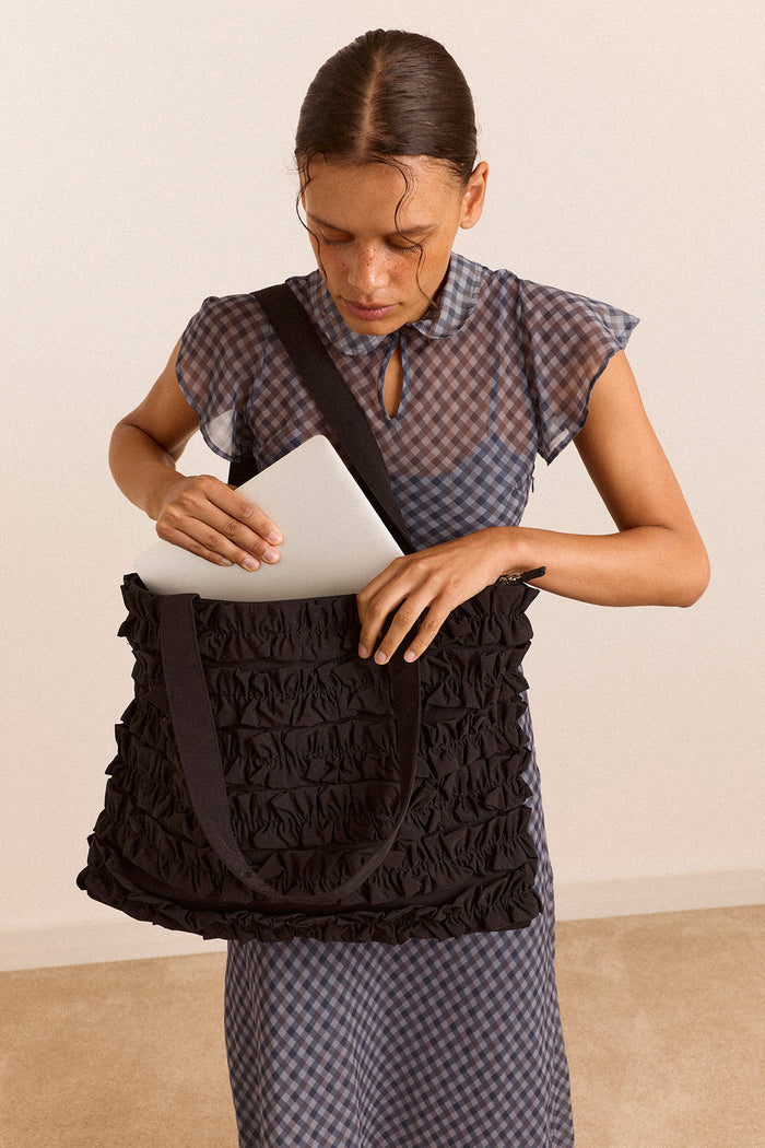 Sander Frill Tote - Black
